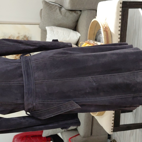 Danier Dark Purple Suede Trench Coat - Picture 5 of 16